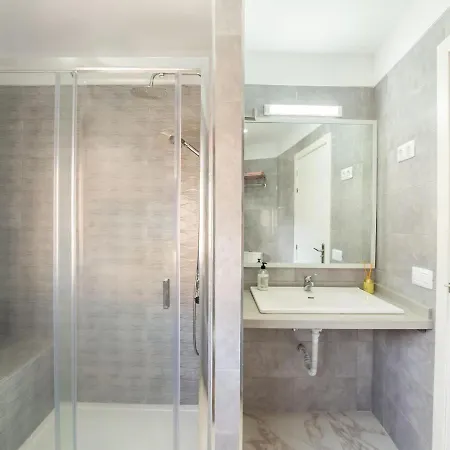 Charming In Near Centre Apartament *